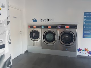 Iwash Lavanderia Self Service