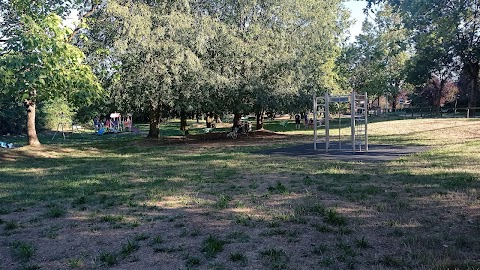 Parco Giochi di via Pensa