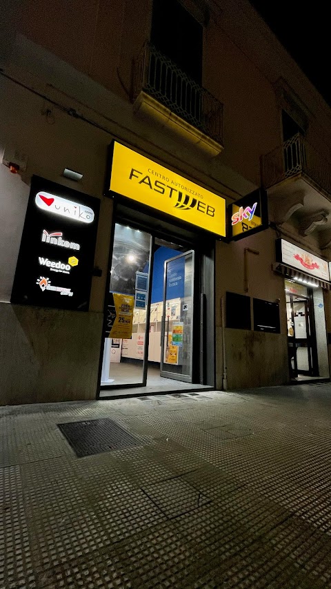 Uniko Store | Fastweb - Sky | Vendita e Riparazioni Cellulari - Cover Personalizzate - Accessori