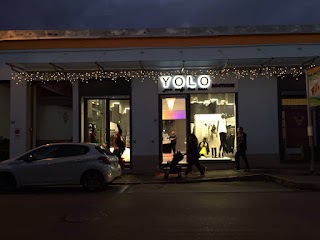 YOLO boutique
