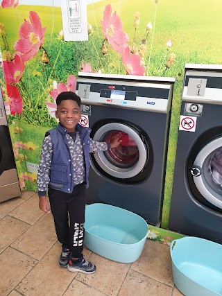 LS LAUNDRY WASH LAVANDERIA SELF-SERVICE