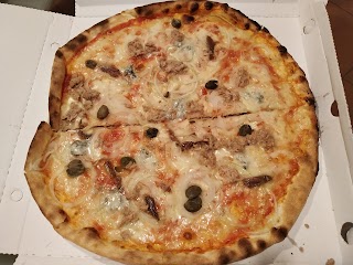 Pizzeria D'Asporto L'Amalfitana.