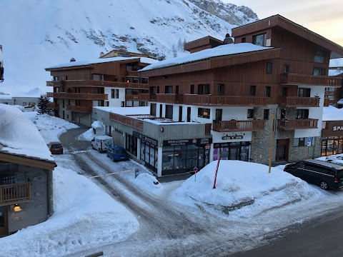 SPORT 2000 ISERAN SPORTS - Location ski Val d'Isère