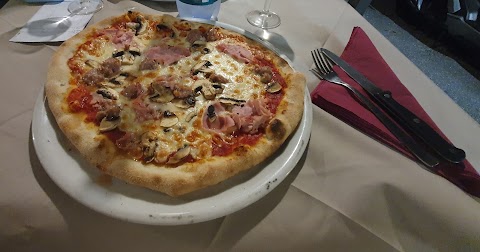 Ristorante Pizzeria New O' Sole Mio 4