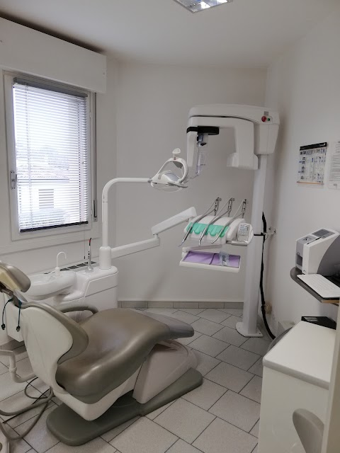 Studio Dentistico Dr. Roberto Benvegnù