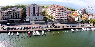 Hotel Carol Grado