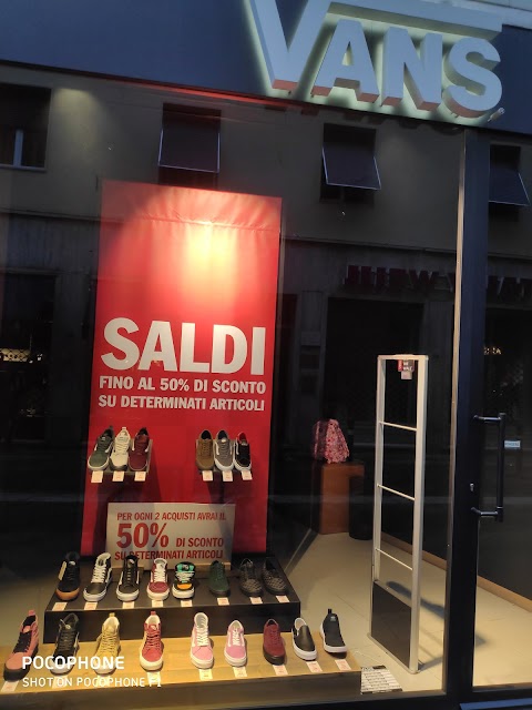 VANS Store Arezzo