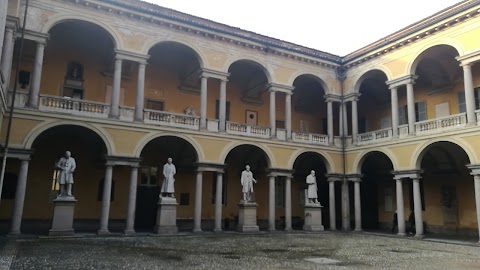 Università Di Pavia Facoltà Di Scienze Politiche