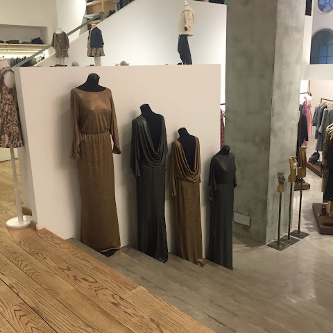 Roberta Bacarelli Concept Store