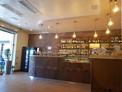 Baroné Bar