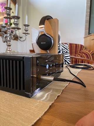 Valentino Hifi di Cosi e C. Sas