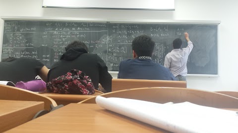 Università degli Studi dell'Aquila - Dipartimento di Ingegneria e Scienze dell'Informazione e Matematica