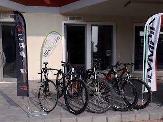 BIKE LAB L Officina della bicicletta- vendita e noleggio e bike- escursioni guidate