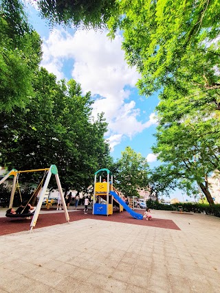 Parco giochi via Dante Alighieri