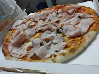 Pizzeria with Love