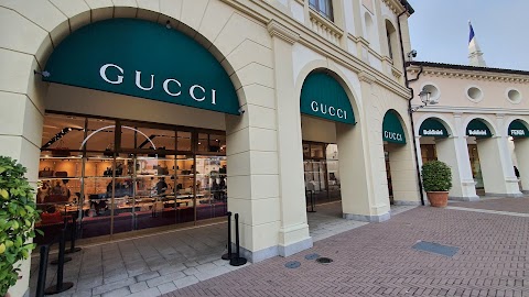 Gucci Outlet