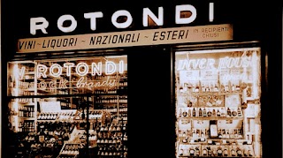 Dal 1939 Enoteca Liquoreria VINICOLA ROTONDI. Vendita vini e distillati. Liquor store a Milano