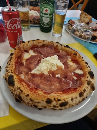 Pizzeria PITTA LA PIZZA COL SORRISO FORNO A LEGNA GIOVINAZZO