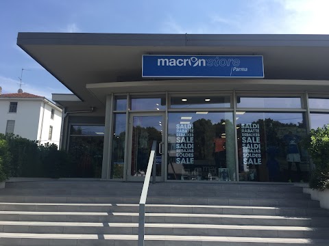 Macron Sports Hub Parma