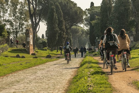 Centro Servizi Appia Antica - EcoBike - Bike Rental