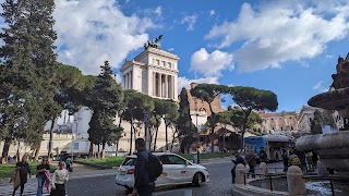 Touristation Piazza Venezia