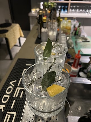 AROMATICO | cocktail & bistrot