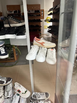 Lacoste Prato - Boutique