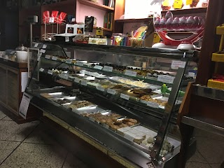 Bar Pasticceria Gelateria Macera dal 1870