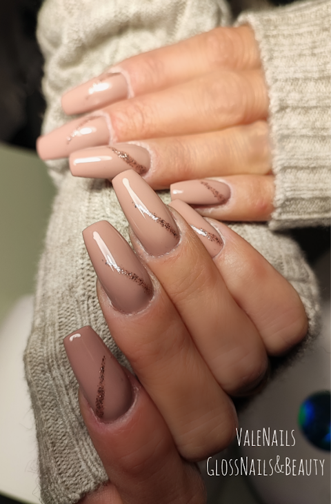 Gloss Nails & Beauty