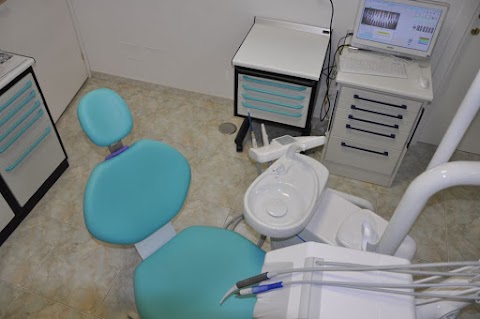 Dott Sandro Compagni | Dentista Latina