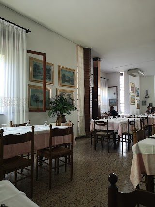 Ristorante-Pizzeria Al Caminetto