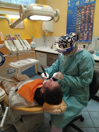 New Dental Center - Studio Dentistico