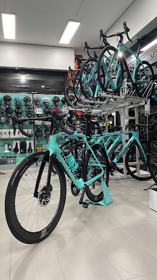 BIKE 2000 - cycling SHOP