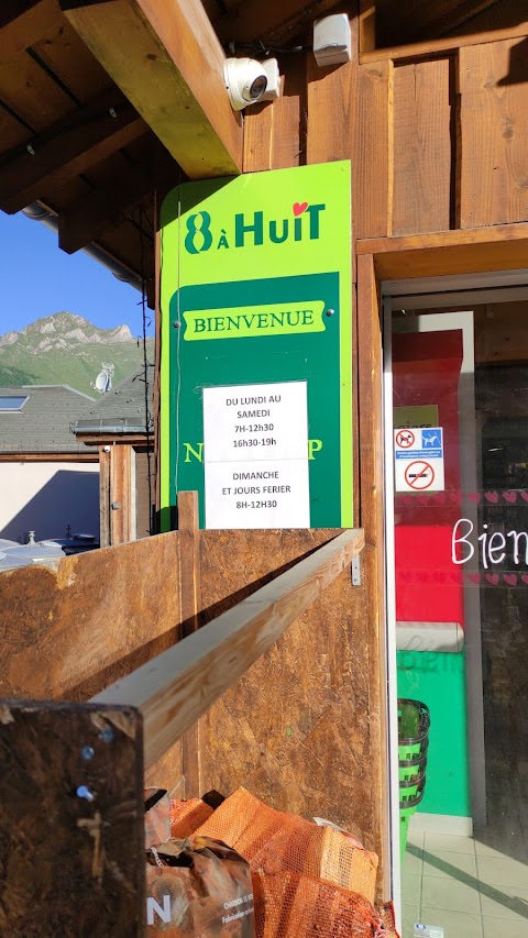 Huit à huit