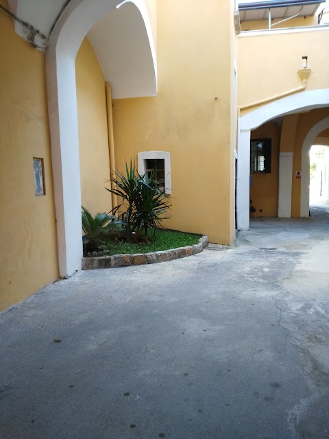 borgo paradiso