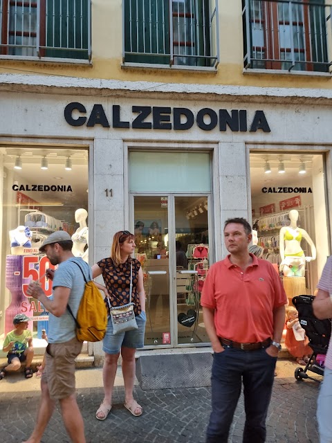 Calzedonia