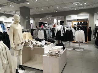 H&M