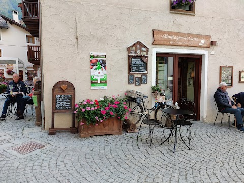 Montagne di Carta - Caffè, Libreria, Sala da Tè