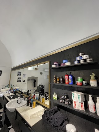 Michele Binetti Barber