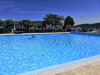 Lido Di Meina Piscina