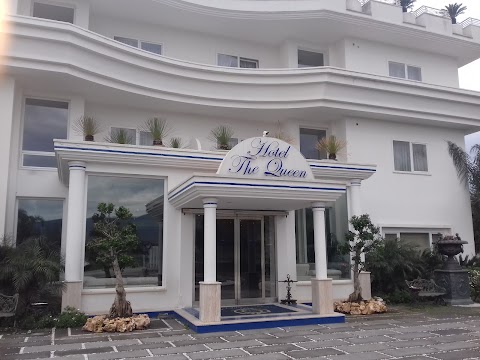 Hotel The Queen