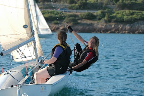 VelamareClub - Scuola di Vela e Charter