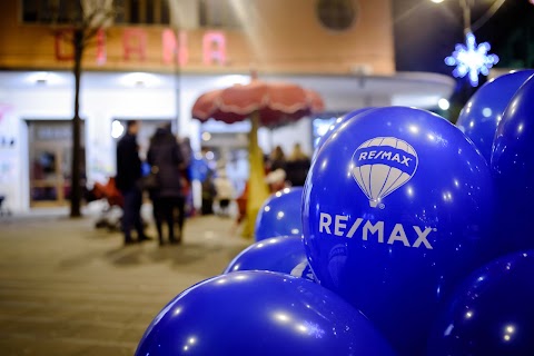 RE/MAX Infinity - Agenzia Immobiliare