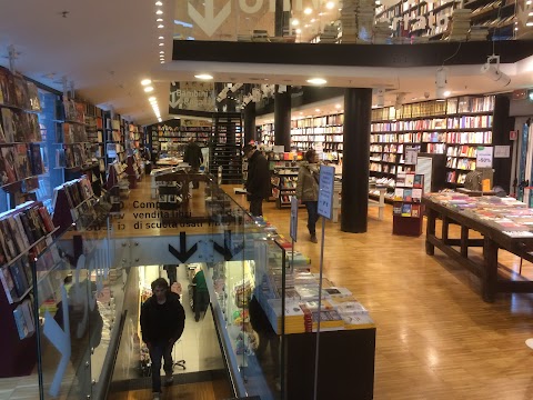 Libreria Libraccio Milano - Viale Romolo 9