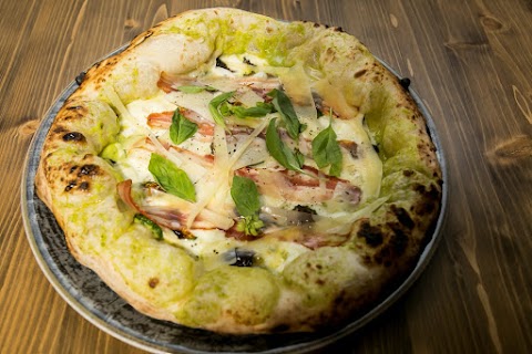 Matusa Pizzeria