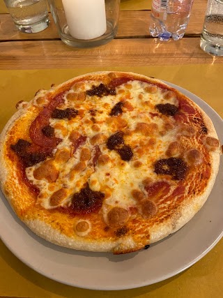 Famelica Pizzeria