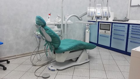 Medica MG - Dentista - Ambulatorio odontoiatrico