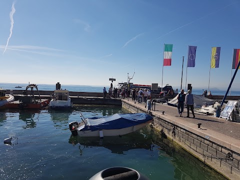 L' 80' Strada Acconciatori