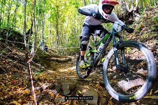 The Black Sheep MTB School Catania (scuola FCI di MTB a Valverde CT)