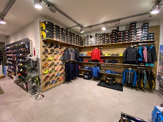 3.30 running store